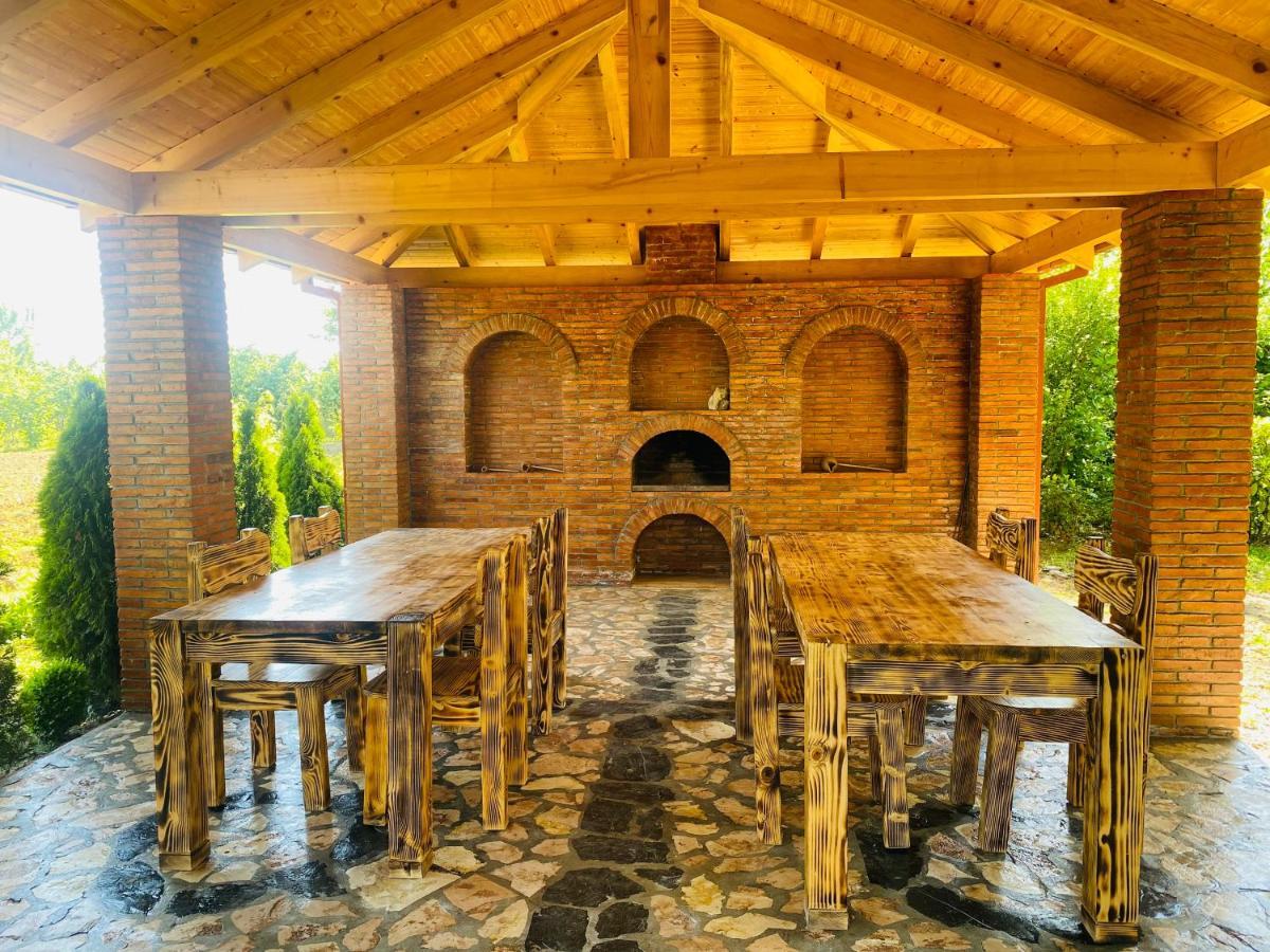 Guesthouse Kamelia مارتيفيلي المظهر الخارجي الصورة